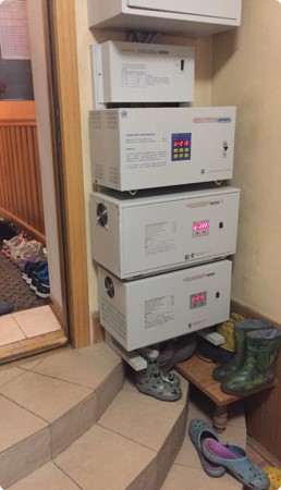 Коттедж 270 м2. Установка стабилизаторов напряжения